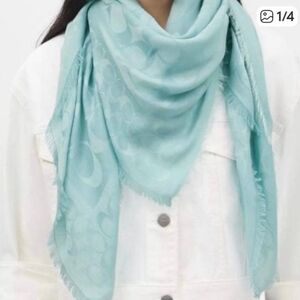 Coach Signature C Wrap Scarf - Soft Turquoise